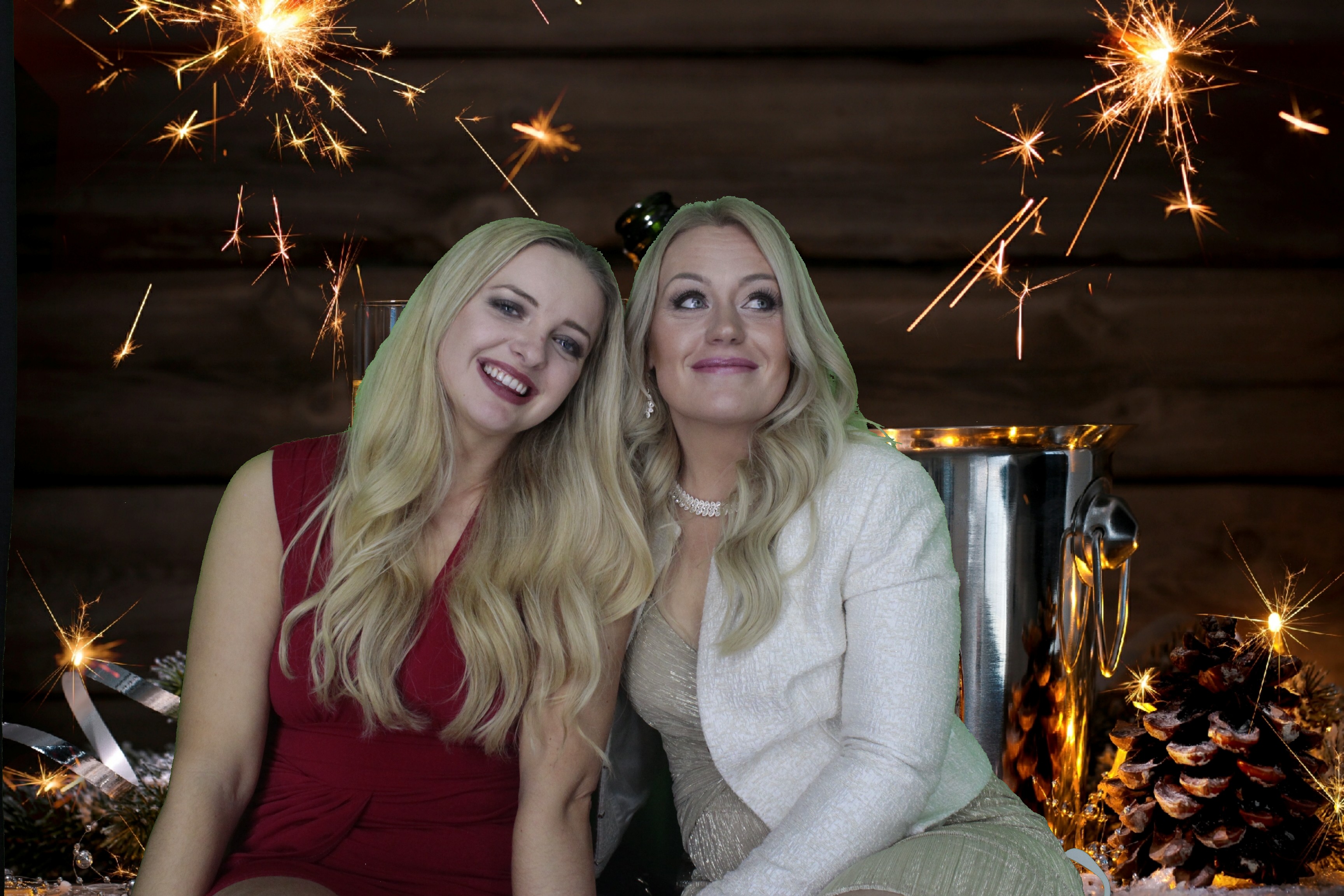 NYE Party | View more photos from the event at gallery.myphotoboothexperience.co.uk/u/MyPhotoBoothExperienceLtd/NYE-Party